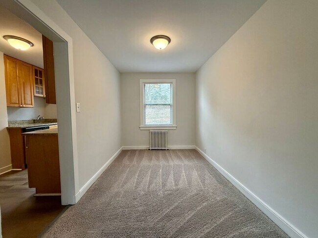 Foto del edificio - 1400 Kenmore Ave