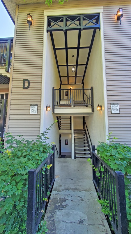 Photo - 215 9th St Apartment