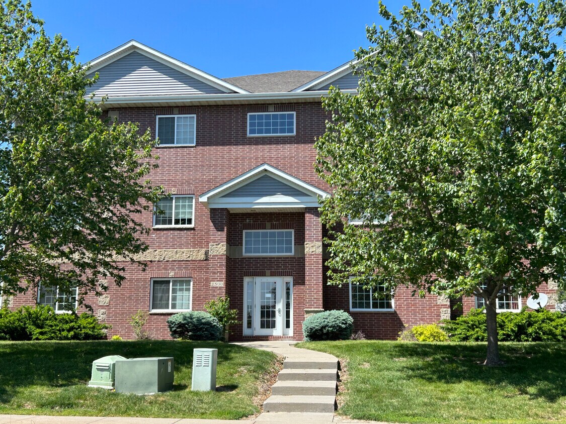 Primary Photo - 2270 Westlake Rd