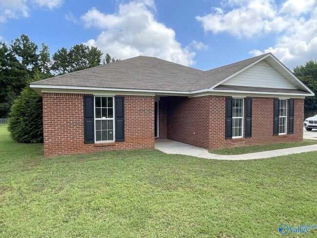 Building Photo - 100 Brook Glen Dr