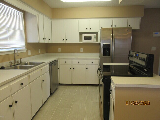 Foto del edificio - 4538 Cedar St