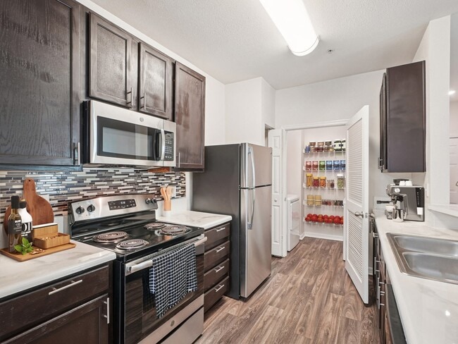 Building Photo - The Reserve at Cary Park