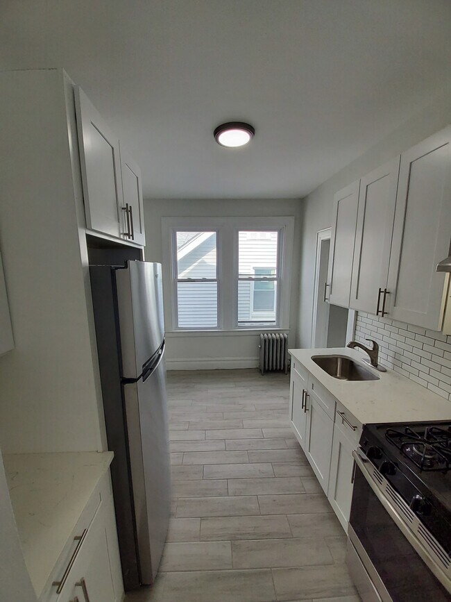 Foto del edificio - 66 Schuyler Ave