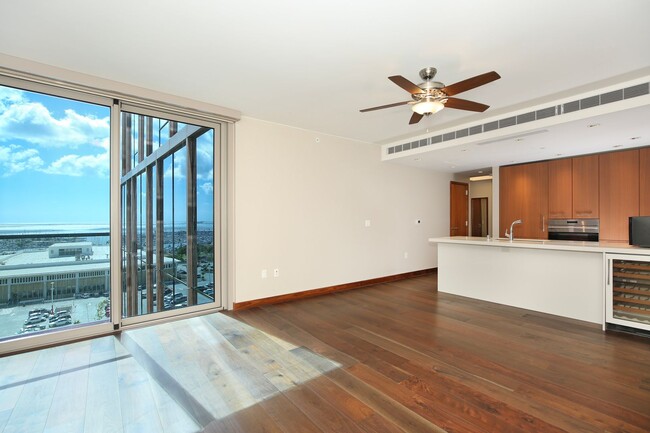 Building Photo - Luxurious Living - One Ala Moana 1210