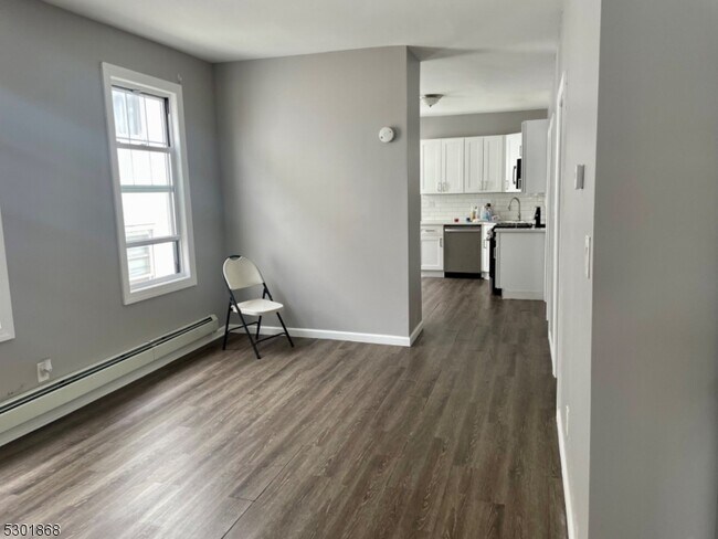 Foto del edificio - 458 Livingston St