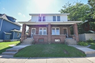 Building Photo - 205-205 S Summit St