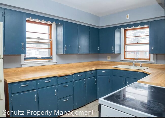 Foto del edificio - 3 br, 2 bath House - 2117 Sherman Street