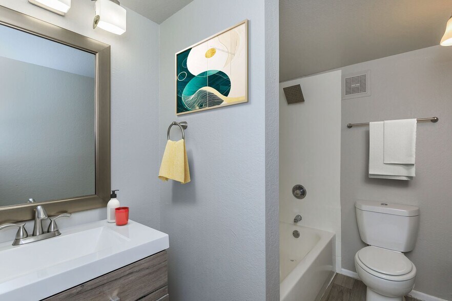 Nines at Lakeside - 999 E Baseline Dr Tempe, AZ 85283 | Apartments.com