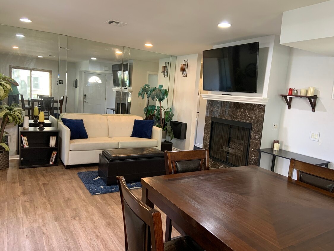 Living Room - 10628 Dabney Dr