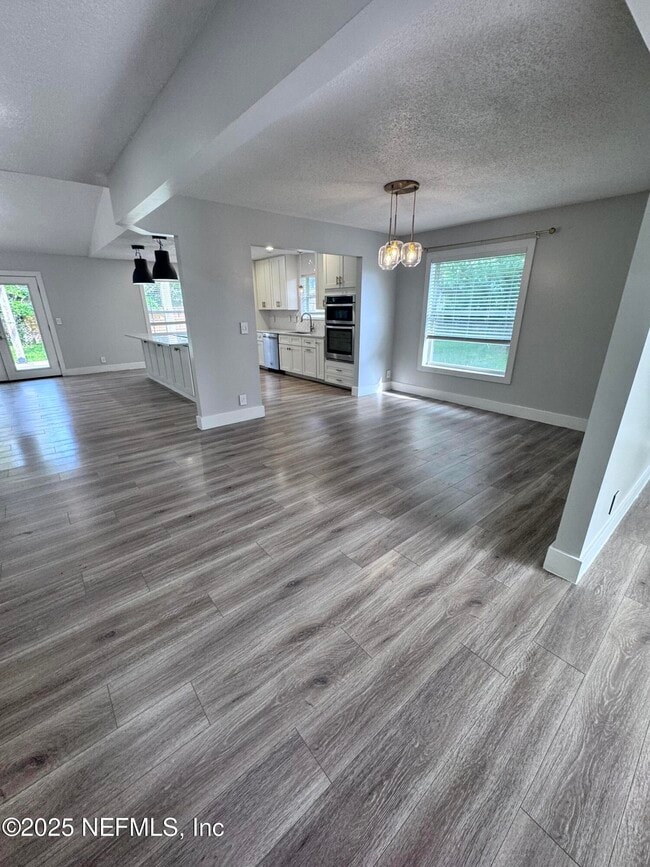 Building Photo - 13395 Tropic Egret Dr
