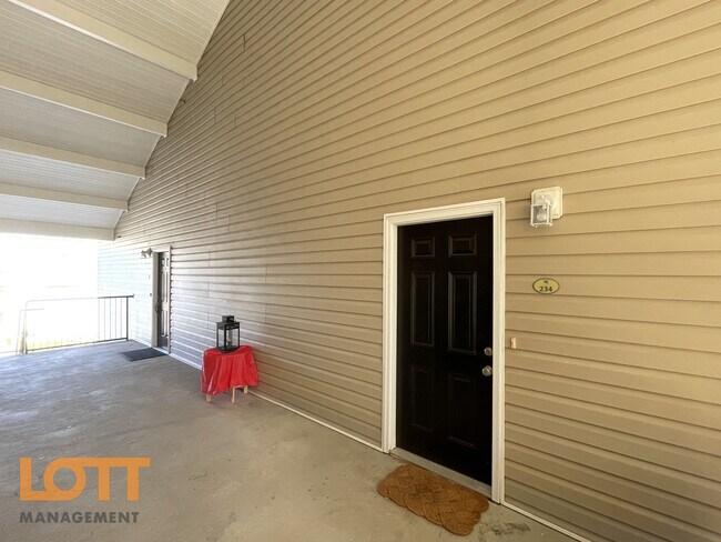 Building Photo - 234 McKenna Cir