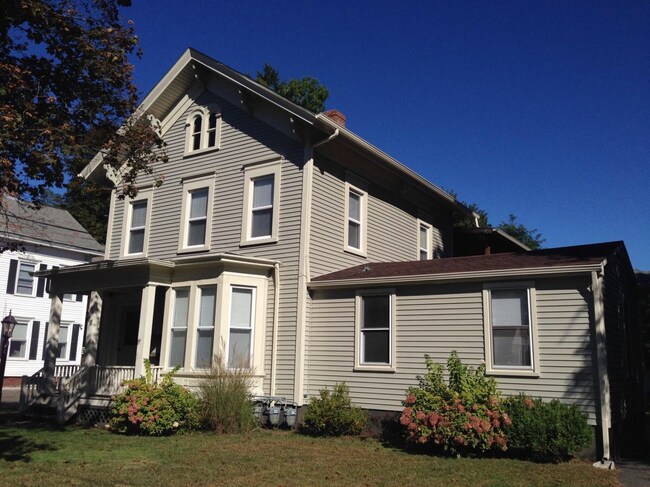 Foto del edificio - 16 Day Ave