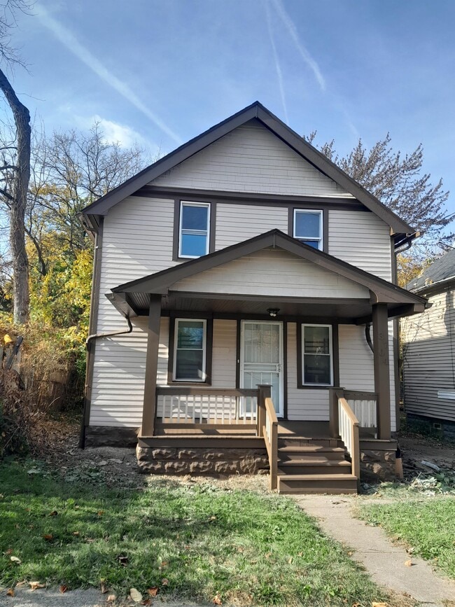 Building Photo - 3704 E 118th St