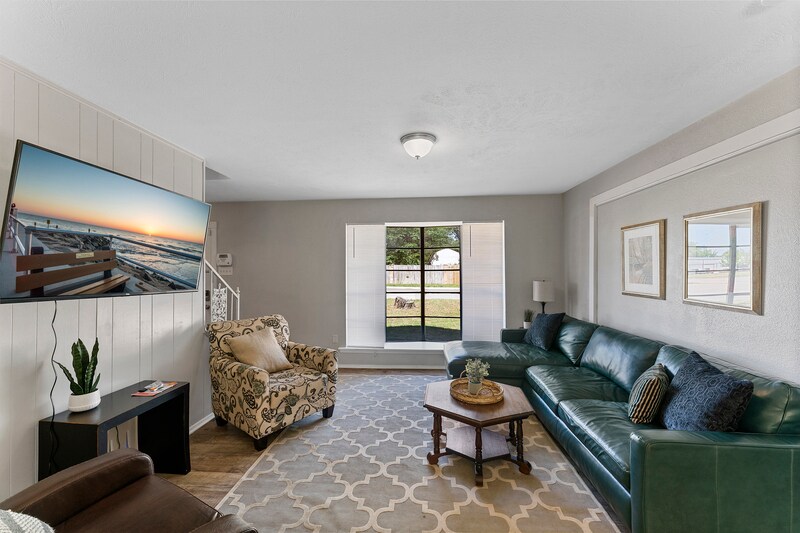 Foto principal - 218 Hialeah Park St
