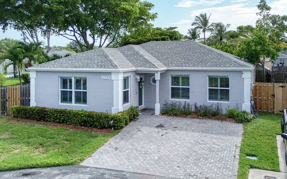 Foto principal - 9802 SW 222nd Terrace