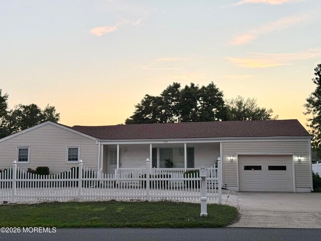 Building Photo - 104 Nautilus Dr