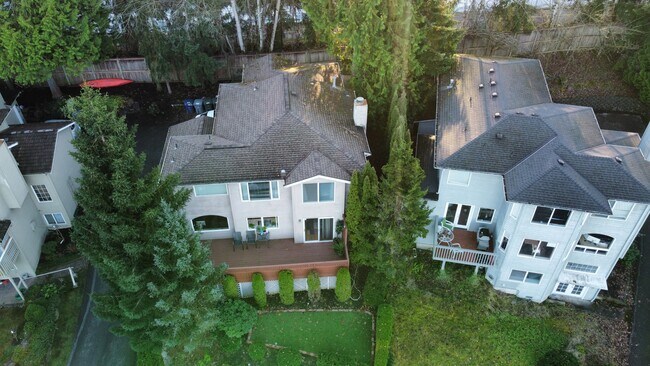 Building Photo - 16427 SE 39th Pl