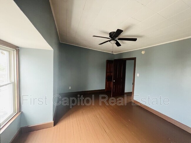 Foto del edificio - 1290 W King St