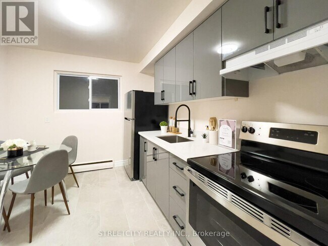 Photo du bâtiment - 1272 Gramercy Park Pl