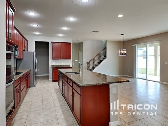 Building Photo - 10610 Aldo Moro Drive Wimauma FL