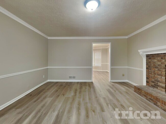 Foto del edificio - 135 Clearbrook Way