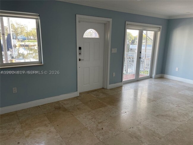 Foto del edificio - 2415 NW 16th St Rd