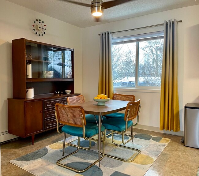 Dining Room - 1040 E 11th Ave