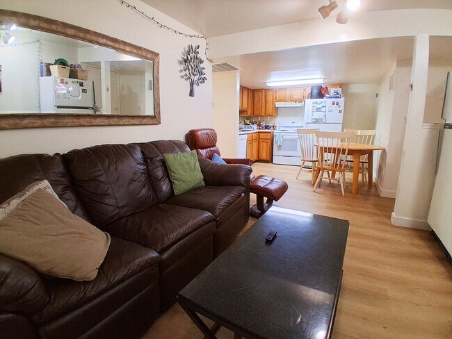 Foto del edificio - 1080 E 450 N