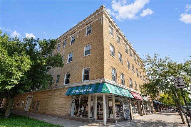 Building Photo - 1347 W Eddy St