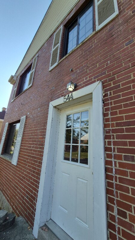 Foto del edificio - 544 Wiltshire Blvd