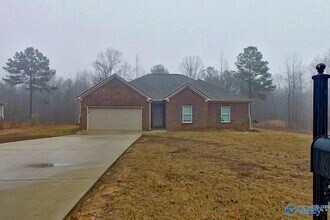 Building Photo - 1389 Old Rd
