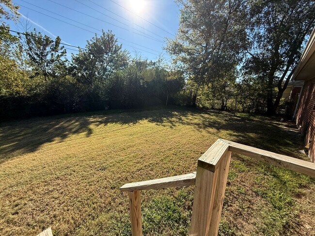 Foto del edificio - 31st and Sheridan 3 bed, Updated Kitchen a...