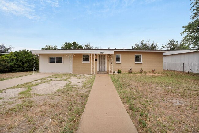 Building Photo - 3813 Bowie Ave