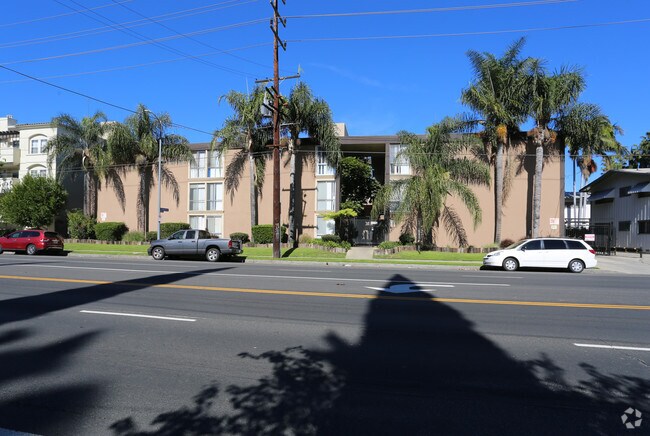 Foto del edificio - Linden Terrace Apartments