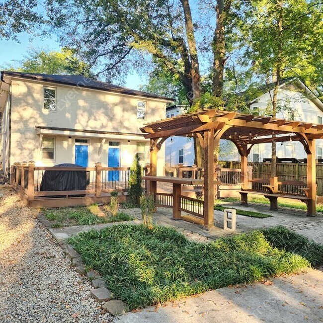 Foto del edificio - 1000 Hill St SE