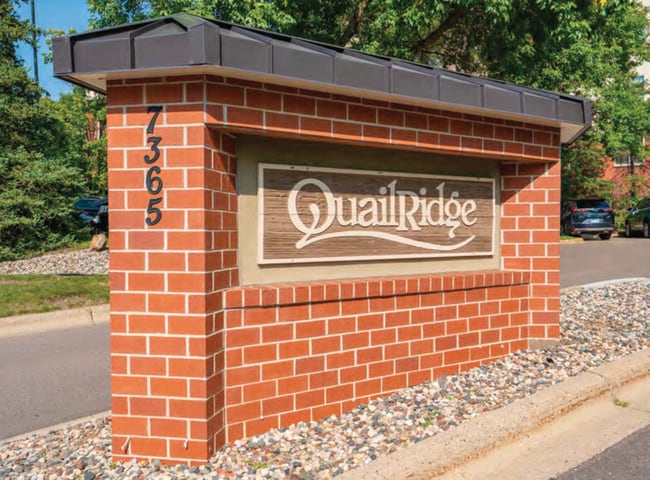 Foto del edificio - Quail Ridge Apartments