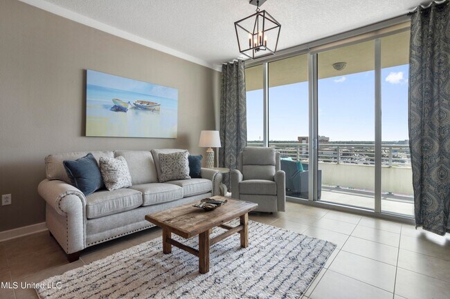 Foto del edificio - 2060 Beach Blvd