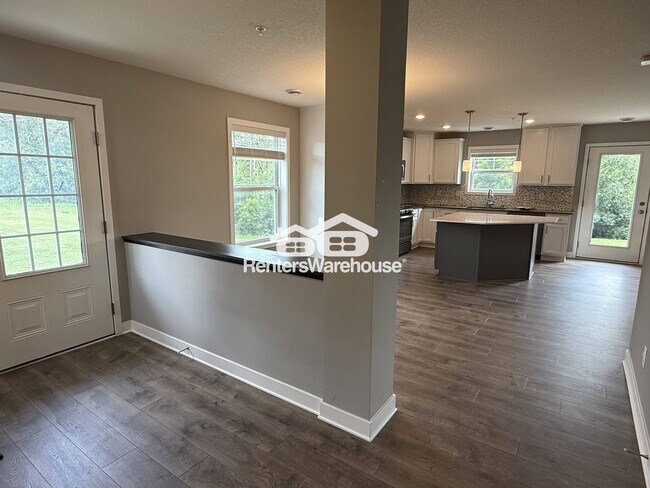 Foto del edificio - 5651 Cattail Ct NE