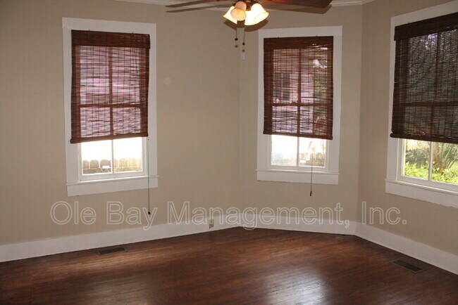 Foto del edificio - 1502 Church St