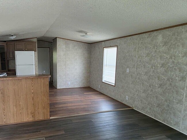 Foto del edificio - Cute 2 bed/2 bath mobile home in Opelousas