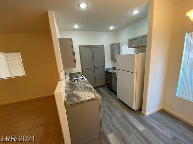 Foto del edificio - 1311 Red Gable Ln