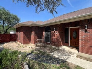 Building Photo - 10400 W Cave Loop