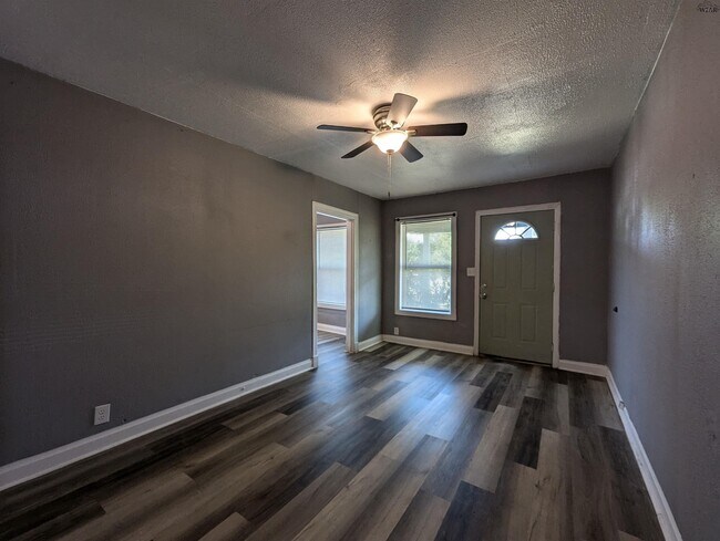 Foto del edificio - 1011 16th St