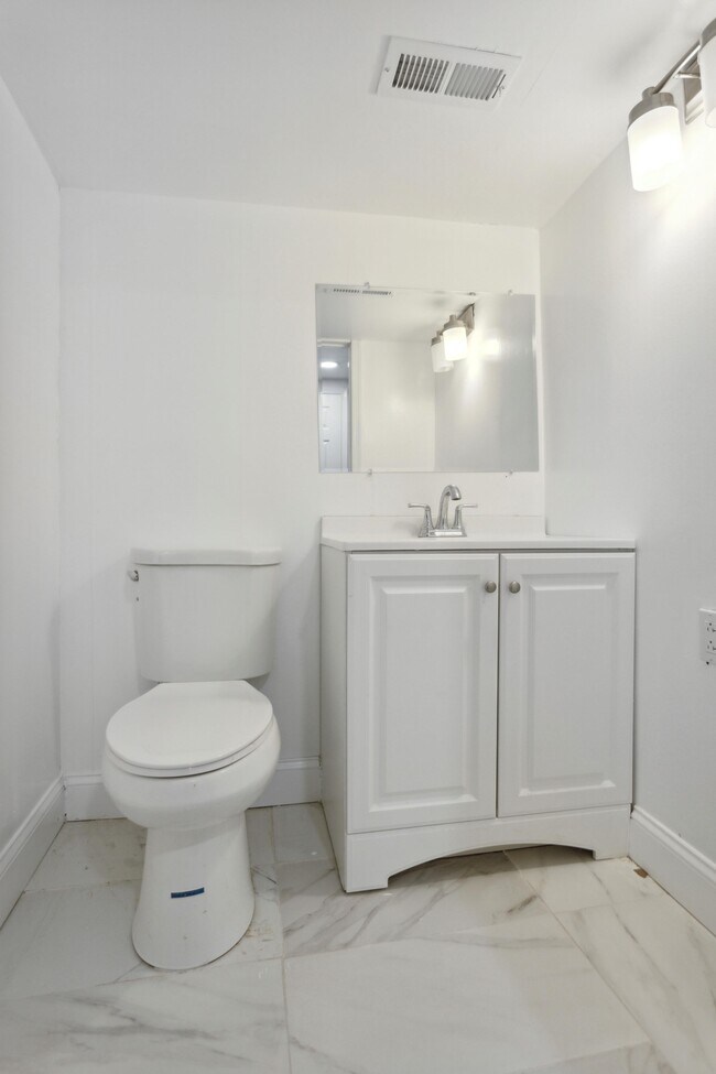 1425 S Napa St, Philadelphia, PA 19146 Townhome Rentals in Philadelphia PA