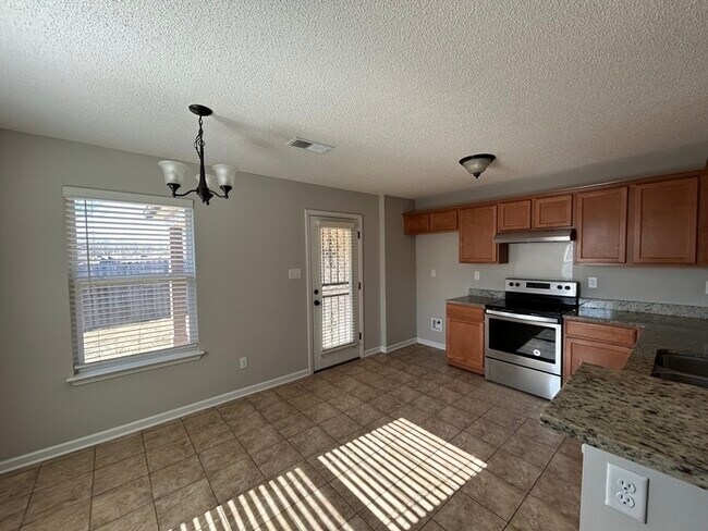 Building Photo - 5263 Blue Diamond St