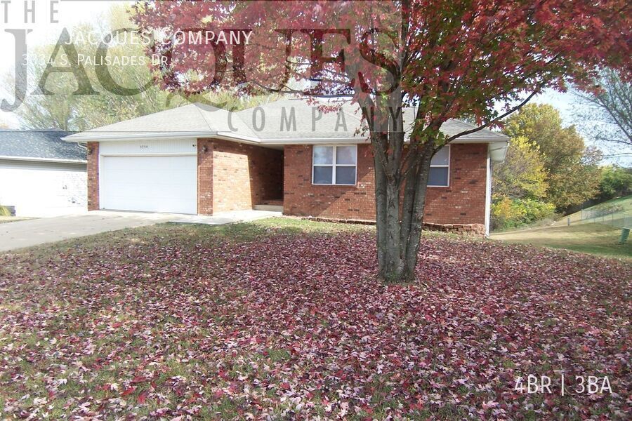 Primary Photo - Very Clean 4 Bedroom 3 Bath Walk Out Basem...