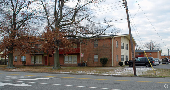 Building Photo - Executive Suites