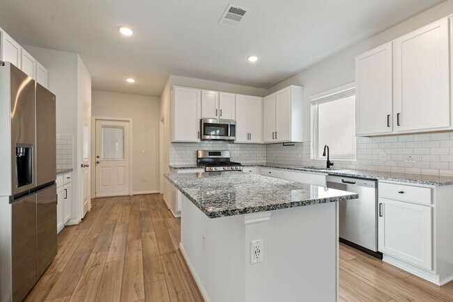 Foto del edificio - 302 Timber Brook Dr