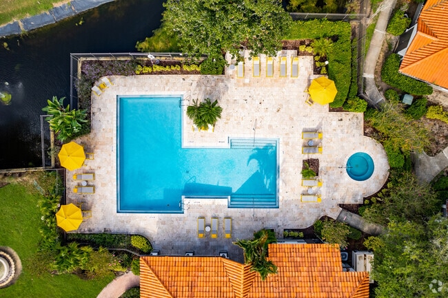 Building Photo - Vista Verde
