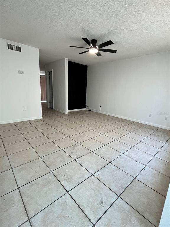 Foto del edificio - 4023 Henley Rd